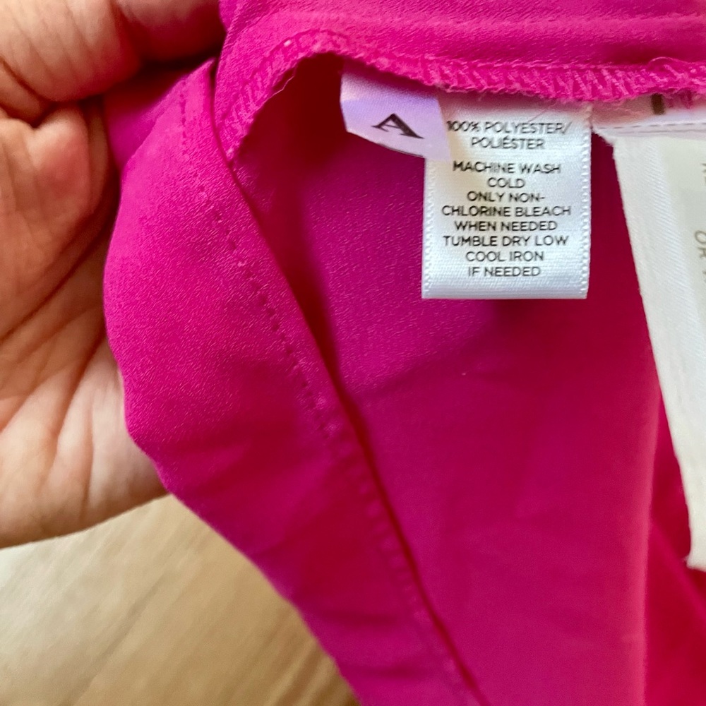 LOFT Pink Sleeveless Blouse Size M - Picture 5 of 7